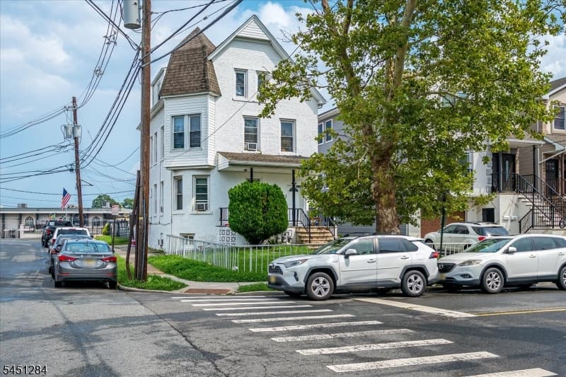 400 Maple Ave, Elizabeth City