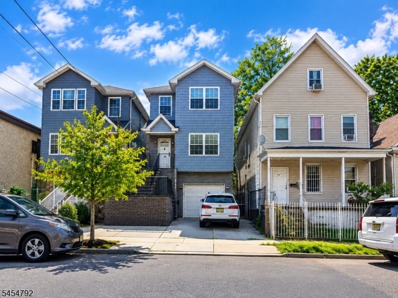 808 Livingston St, Elizabeth City