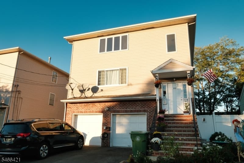 806 Hampden St, Linden City