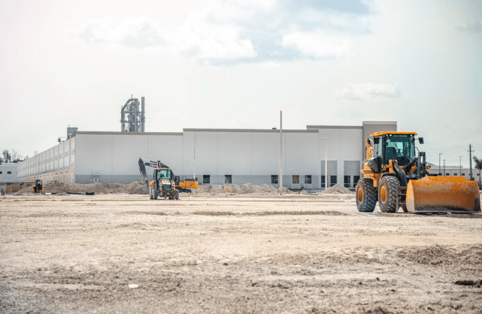 Oakland Park Construction Begins as Springfield Faces Firm Sept. 1 Deadline