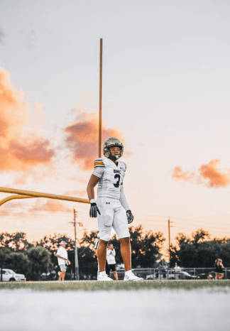 New Providence Senior Quentin Moore Named Pioneer Athlete of the Week