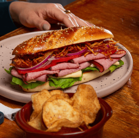 Michigan Deli Unveils Daily Lunch Specials in Kenilworth