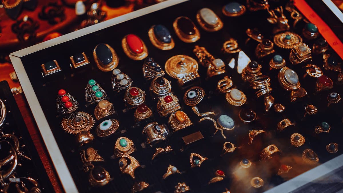 Scotch Plains Library Friends Collect Jewelry for Nov. 7 Sale