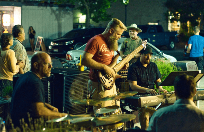 Summit Street Sounds Returns to Downtown Summit This Friday